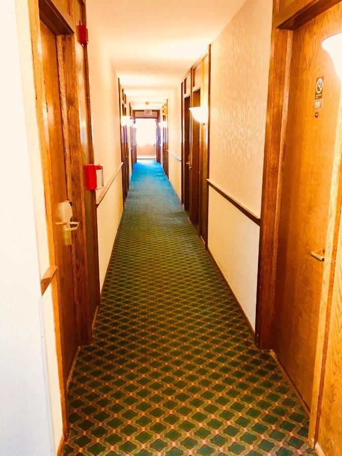 Welcomeinn Lancaster Bagian luar foto